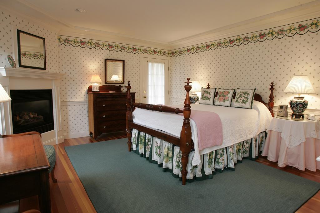 The Whalewalk Inn & Spa 伊斯特姆 外观 照片